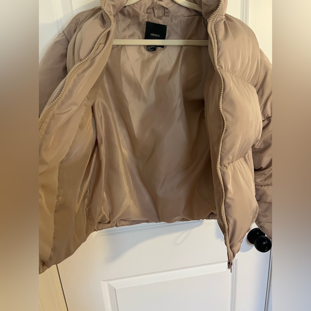 Forever 21 Women's Tan Puffer Jacket - Picture 3 of 7